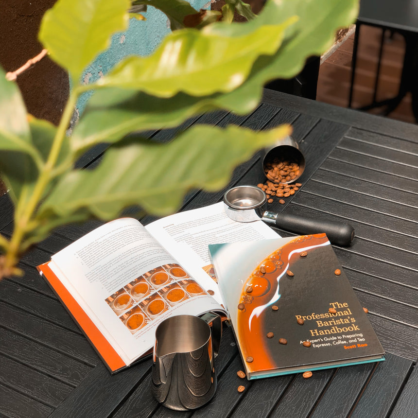 Scott Rao | The Professional Barista's Handbook: An Expert Guide to Preparing Espresso, Coffee, and Tea, Scott Rao - Hazel & Hershey Coffee Roasters